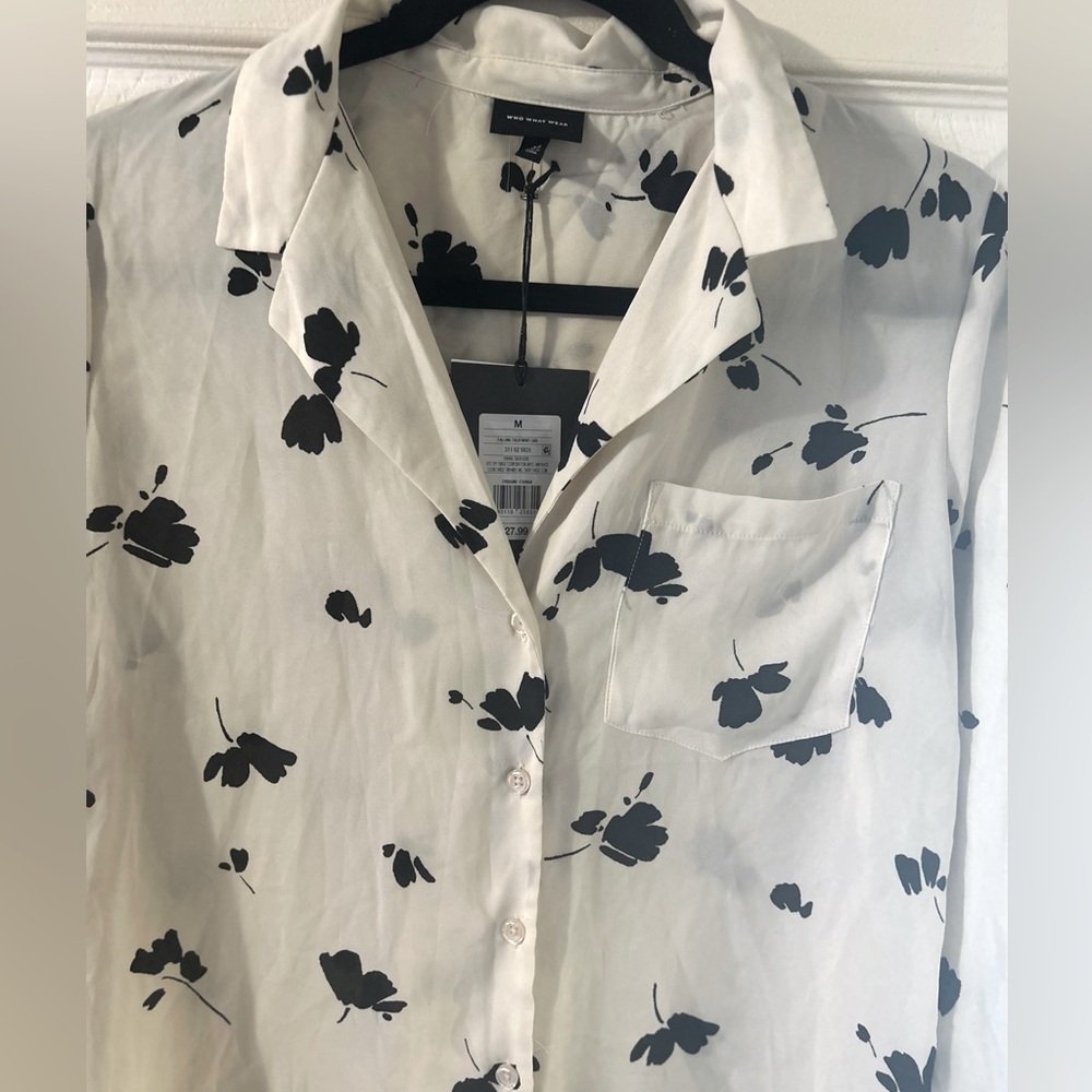 NWT Who What Wear Falling Tulip Button Up size medium - Picture 3 of 9